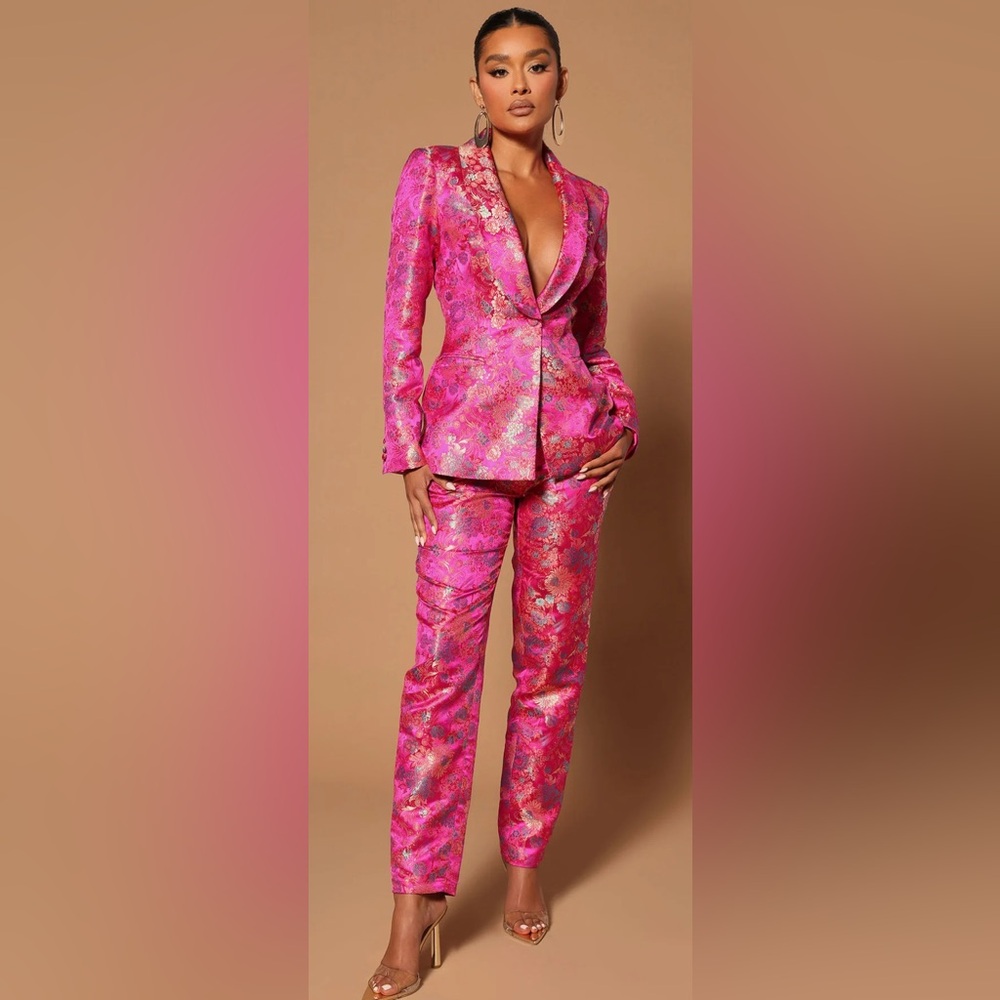 Floral Pink Embroidered Women's Pantsuit